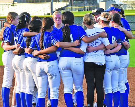 THE LADY JAYS MEET ON the field at Lady Hornet Field after they lost to Thorndale in the area round. -- Tribune photo by Roy Sanders.