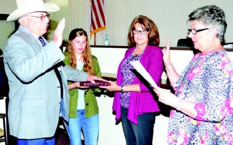 Hermes takes over as sheriff