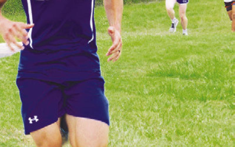 TRISTAN YEN FINISHED ninth at last week’s district cross country meet and qualified for the regional meet later this month.