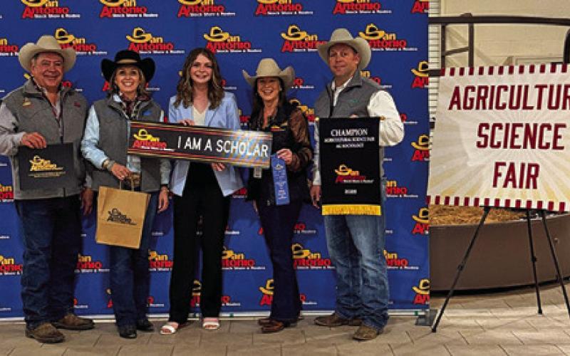KAILEY SIMON, BURLESON COUNTY 4-H, was the champion in the Ag Sociology Division of the Agricultural Science Fair at SALE. She also earned 6th place with her Hampshire pig at Rodeo Austin. Photo courtesy of Megan Rogers