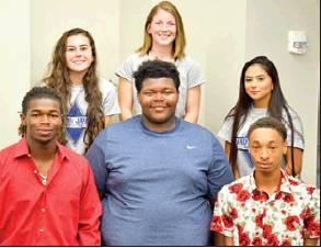 SNOOK HIGH SCHOOL announced its 2019 Homecoming Court. This year’s queen hopefuls are Natalie Vacha, Kaitlyn Kindt and Lexus Gutierrez. This year’s king hopefuls are Qwanterrius Young, James Young and Dre’Raud Rogers. The king and queen will be crowned during this Friday’s football game.
