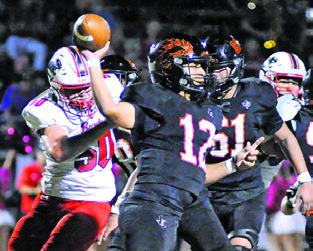 SOMERVILLE QUARTERBACK Andy Espinoza throws the ball against Burton in 2026. Tribune photo by Denise Squier