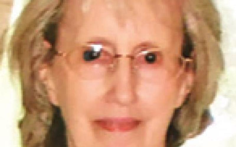 GLORIA KNESEK-PASCHALL