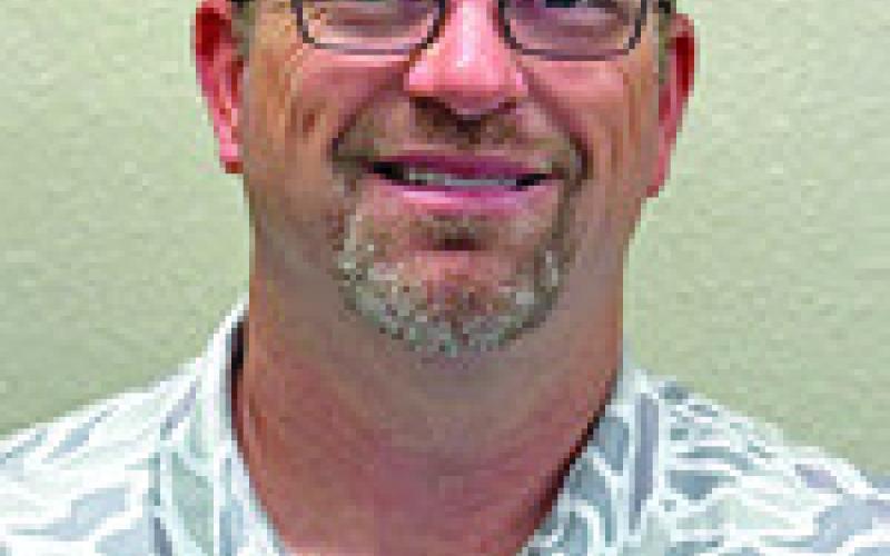 LEE GLIDEWELL