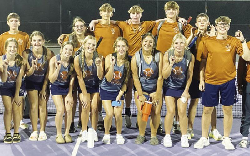 Hornet tennis comes from behind to beat Thrall 10-9
