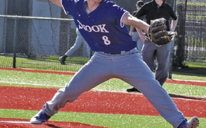 Snook falls in 2 district games against Mumford