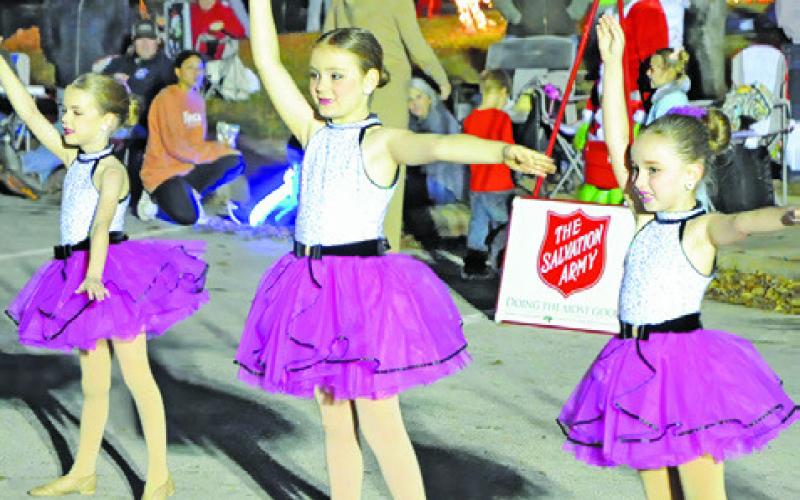 YOUNG DANCERS FROM KICE’S Elite Dance Center perform for the crowd at last Friday night’s “Christmas on the Square.” Tribune photo by Denise Squier