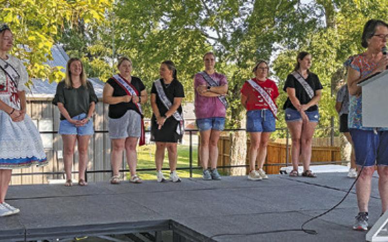 SEVERAL PAST MISS KOLACHE FESTIVALS were on hand to celebrate the festival’s 40th year on Saturday during the Opening Ceremonies of the 40th Annual Kolache Festival. Tribune photo by Denise Squier