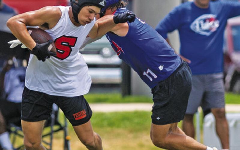 SOMERVILLE’S JAYDEN YOUNG catches a pass during pool play of the State 7-on-7 Tournament on Thursday in College Station. Photo courtesy of Meredith Seaver, The Eagle