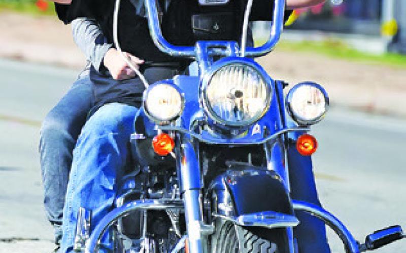 Owens to ride in 10K mile Hoka Hey again