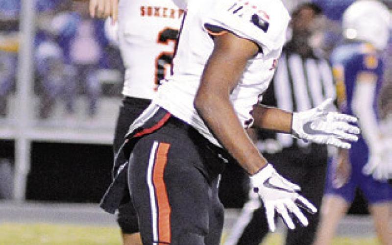 SOMERVILLE QUARTERBACK Ian Teague passes the ball against Louise.