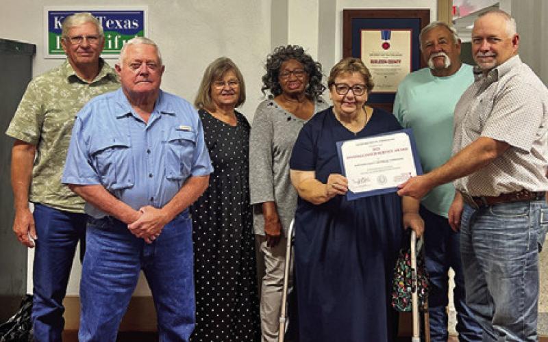 COMMISSIONERS RECOGNIZE THE Burleson County Historical Commission for their efforts and their 2025 Distinguished Service Award. Tribune photo by Sabine Lazo