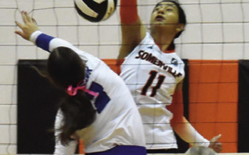 ANETTE REYNA earned a triple-double in Somerville’s win over Snook last Friday. Tribune photo by Roy Sanders