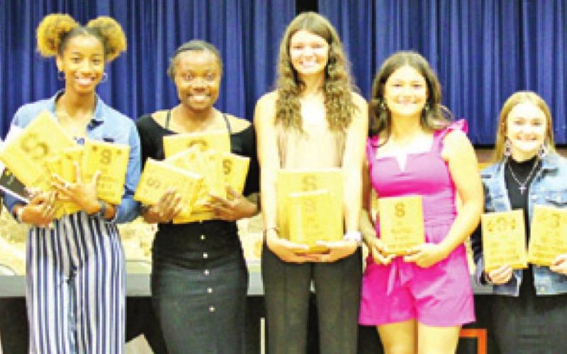 SOMERVILLE HIGH SCHOOL GIRLS award winners include, from left, Bryanna Surovik, Ra’Maya Carter, Camia Martin, Emma Kovasovic, Averie Hernandez, Savannah Eschete and Destiny Vela. The winners were announced at the annual athletic banquet.