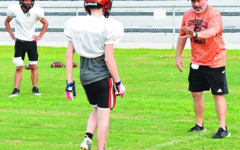 SOMERVILLE HEAD COACH Philip Roberts instructs his players in one of the early August practices. -- Tribune photo by Roy Sanders