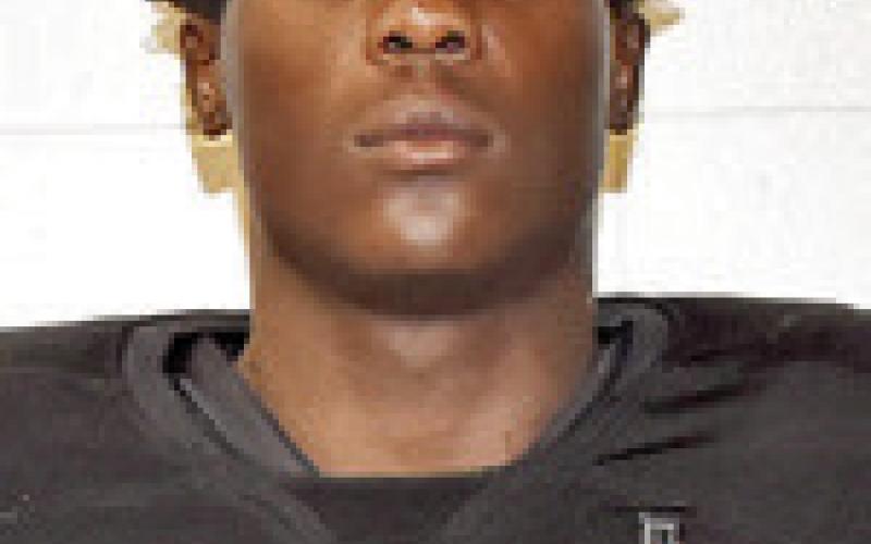 In the Yeguas’ area win over Ben Bolt, Crawford rushed three times for 61 yards, caught two passes for 63 yards and scored four TDs -- two on offense and two on defense.