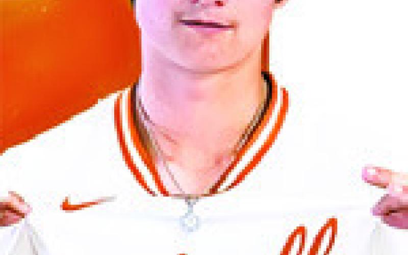 CADEN SCHLUENS