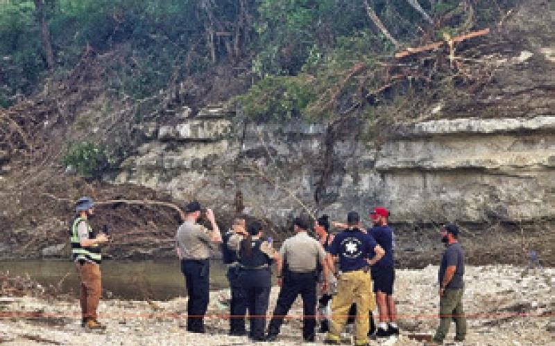 BALDWIN AND OTHER MEMBERS of Halo Relief spent several days assisting with debris removal, search and recovery and more in Leander. Photo courtesy of Jeff Baldwin