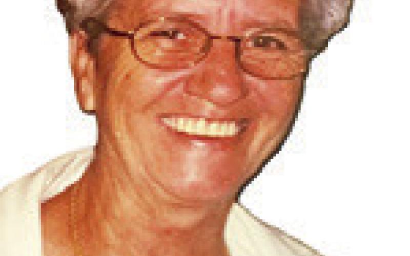 SUE SMITH (WADZECK)