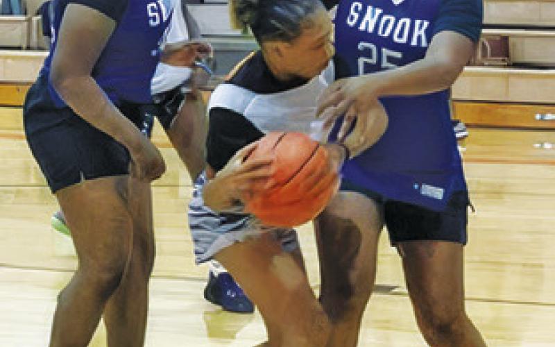 SNOOK JUNIOR High School and Snook High School girls took on Somerville last week at the Somerville High School Gym.