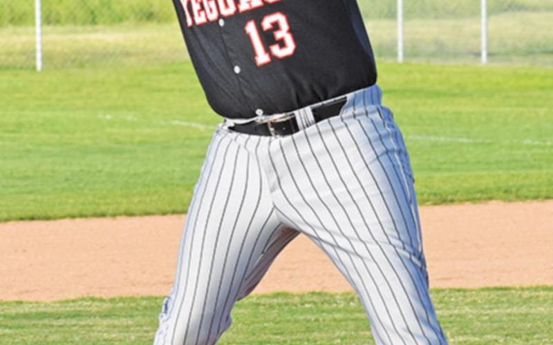 SOMERVILLE’S ROSS Dubois pitches against the Snook Bluejays last Friday in Snook.