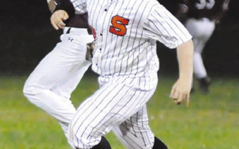 LUKE MOSES of Somerville runs the bases in last week’s Fayetteville game.