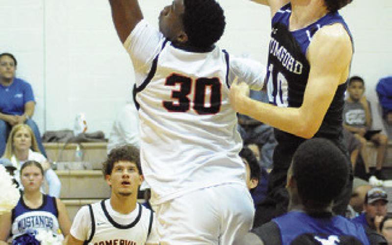 Yeguas lose to Mumford, fall to 0-3 in district