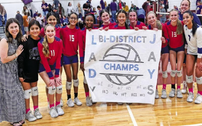THE LADY JAYS BEAT HOLLAND last Thursday 18-25, 26-24, 25-21, 25-15 in bi-district to advance to the area round. In the area match in Fayetteville on Monday, Snook fell to Schulenburg 12-25, 11-25, 8-25.