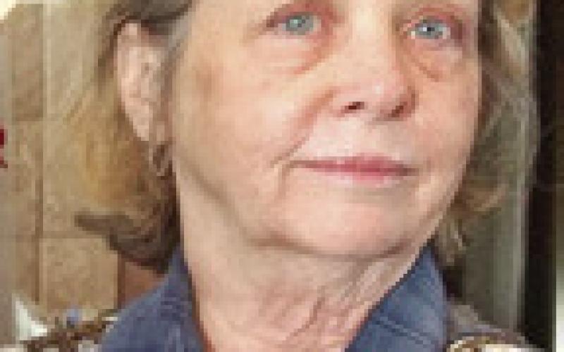 CAROLYN URBANOVSKY
