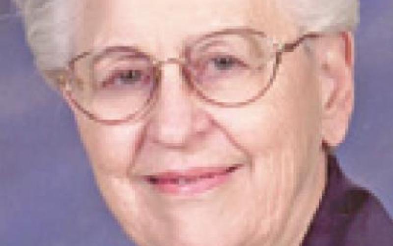 GLADYS AKERS