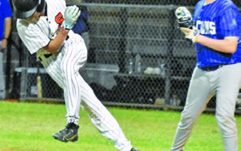 SOMERVILLE’S GAGE Tuck runs from first base against Frassati Catholic School. Tribune photo by Roy Sanders