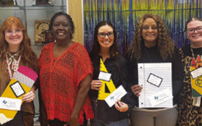 THE BURLESON COUNTY JUNETEENTH Association presented five Somerville ISD teachers with $100 awards through a Classroom Cash Giveaway to help teachers obtain classroom supplies, provide student enrichment opportunities and support innovative learning projects.