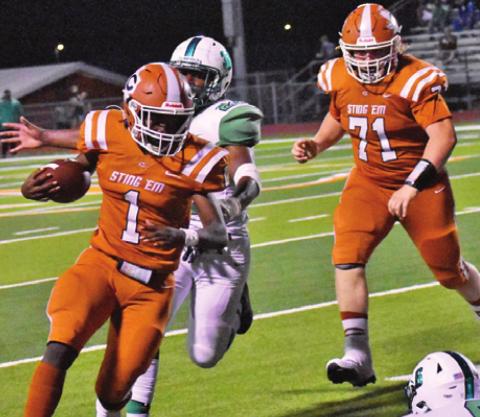 JAMAR HEWITT OF Caldwell carries the ball against Hempstead. Caldwell improved to 2-0 with the win. -- Tribune photo by Roy Sanders