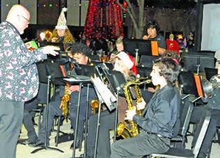 THE CALDWELL HIGH SCHOOL JAZZ Band performs for the crowd at last Friday night’s “Christmas on the Square.” Tribune photo by Denise Squier