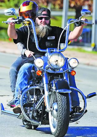 Owens to ride in 10K mile Hoka Hey again