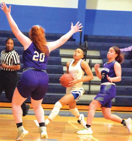 SNOOK’S JAKAYLA KEARNEY