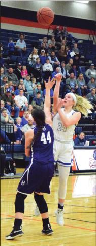 JAYCIE BRISCO shoots during the Lady Jays’ playoff game against Mason in February. Brisco was recently named to the TABC and TGCA Class 2A All-State Girls Basketball Teams. -- Tribune photo by Denise Hornaday