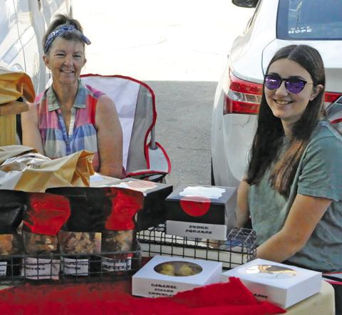 FOOD VENDORS WERE out Saturday morning at the weekly Farmer’s Market in downtown Caldwell. Tribune photo by Denise Squier