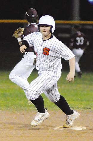 LUKE MOSES of Somerville runs the bases in last week’s Fayetteville game.