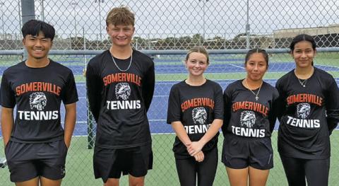 Yegua tennis nets a great season, competes at regionals