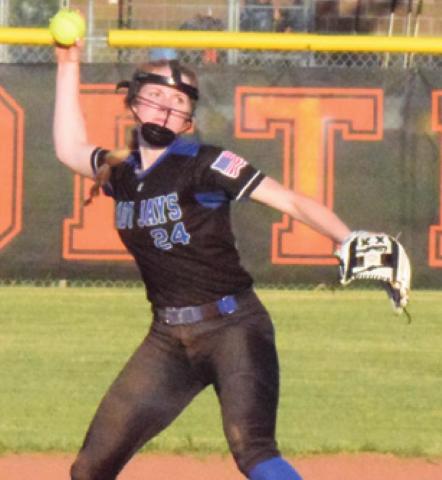 JAYCIE BRISCO sets to throw out a Somerville runner at home plate during Snook’s 9-1 loss to the Lady Yeguas on Friday.