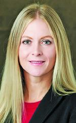 HOLLY GIESENSCHLAG