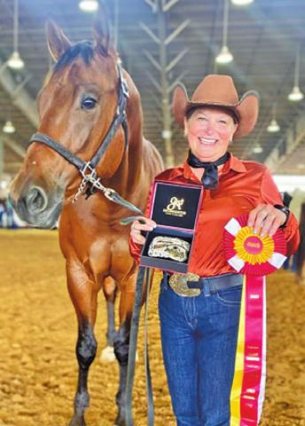 Lazo earns reserve champ at Pinto Worlds