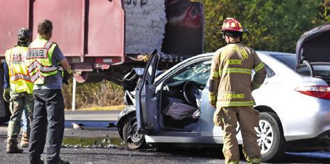 THIS ACCIDENT OCCURRED on Saturday afternoon, Oct. 18, at the intersection of F.M. 50 and State Highway 21. No information was available at press time. Tribune photo by Roy Sanders
