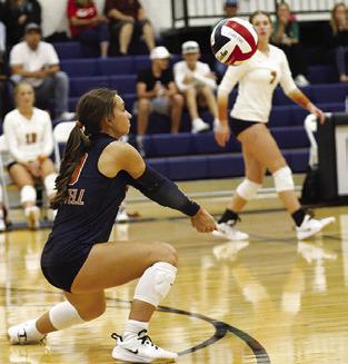 Caldwell’s Eastepp reaches 1,000 digs
