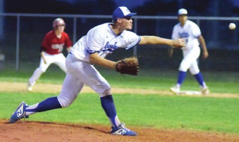 SNOOK’S DAVID TOLER PITCHES against Richards. -- Tribune photo by Denise Squier