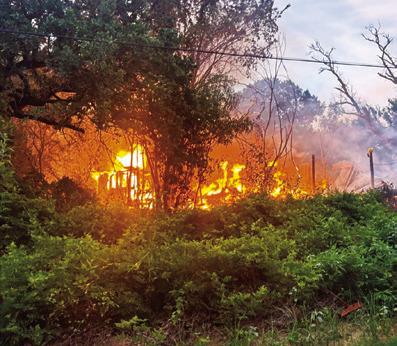 Fires destroy houses at Cade Lake