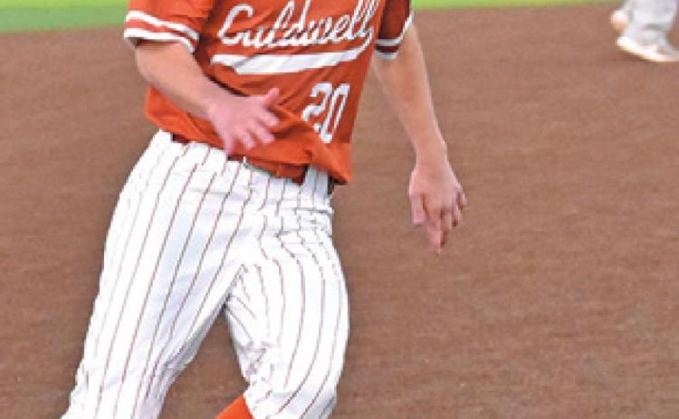 CALDWELL’S CONOR Lee runs to third base last Friday against Lexington.