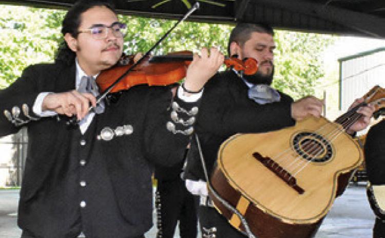 THE MARIACHI MOSQUEDA performed at the Burleson County Chamber of Commerce’s sixth annual Margarita Fest in downtown Caldwell on Saturday, May 2. Tribune photo by Roy Sanders
