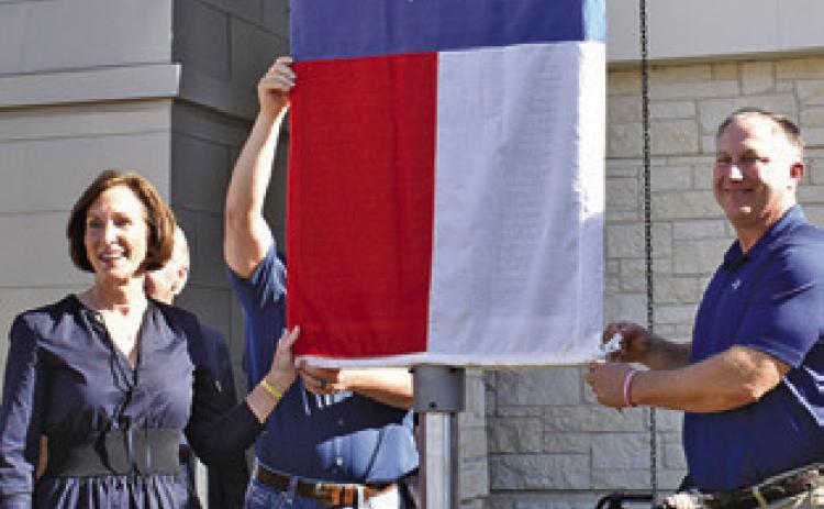 CITIZENS STATE Bank unveiled its Texas Historical Marker on Friday in Somerville. Tribune photo by Roy Sanders.